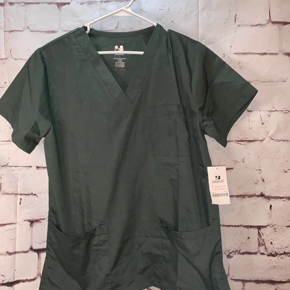 Dagacci women’s scrub tops - set of 2 (size small) - Picture 2 of 11
